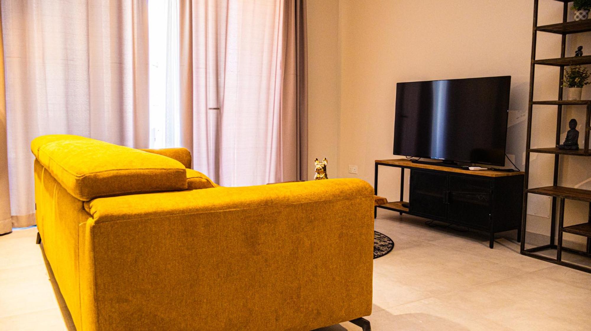 Stylish 3br Luxury In - 3 *