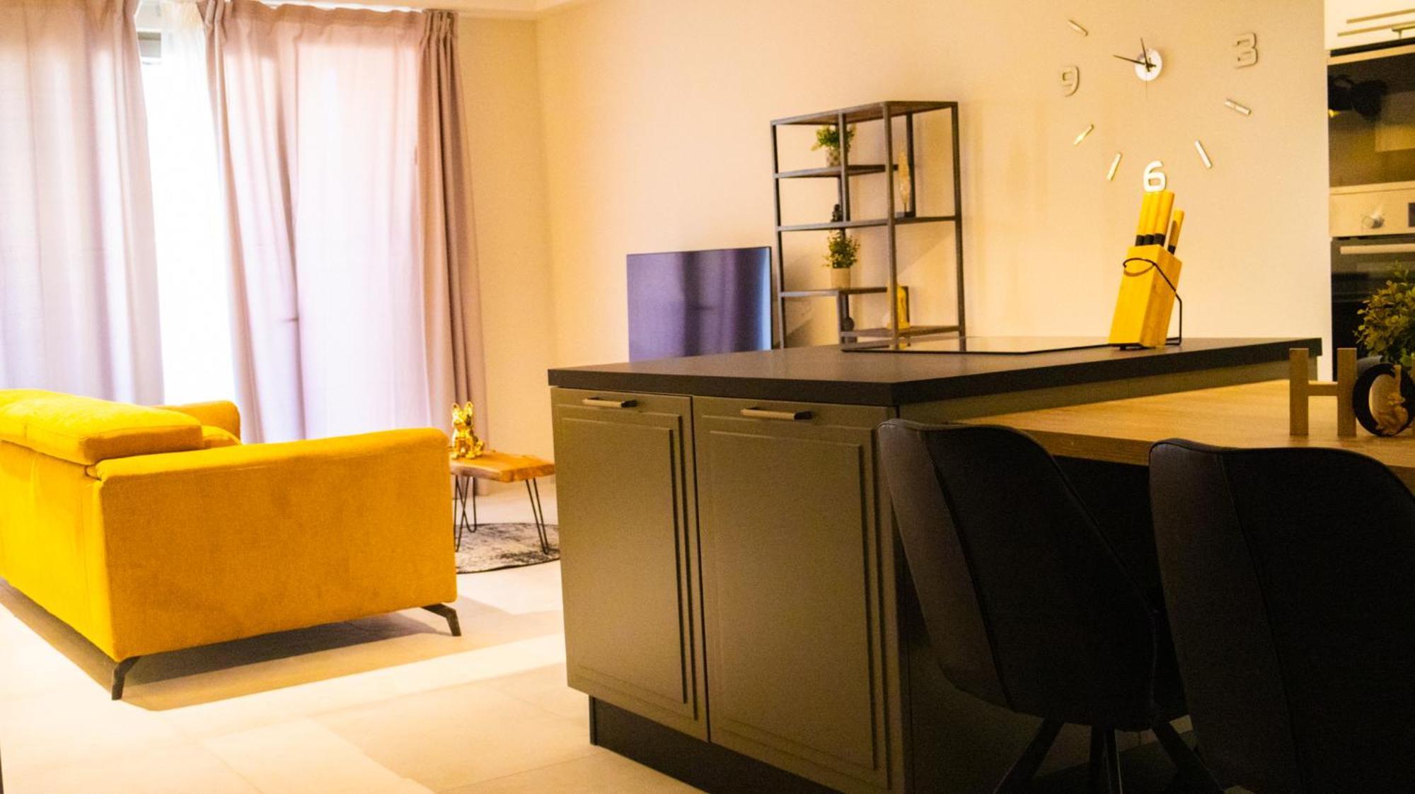 Apartment Stylish 3br Luxury In - 3 *
