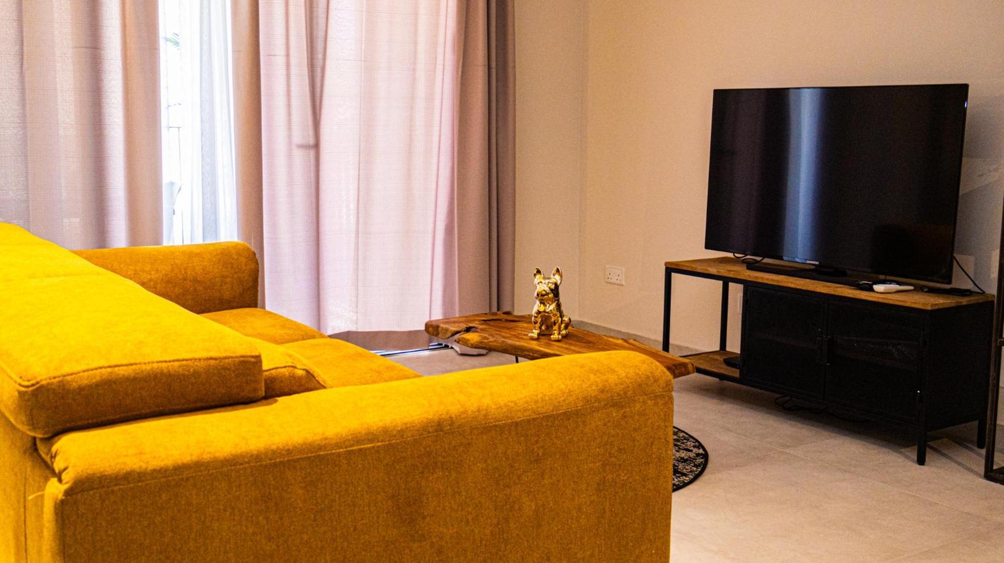 Stylish 3br Luxury In - 3 *